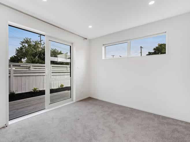 28A Ennismore Road, Mount Albert