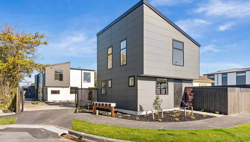 4/6 Huia Street, Riccarton
