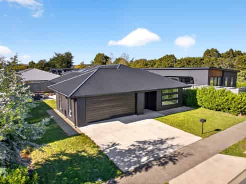 57 Burgundy Drive, Martinborough