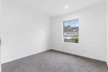 34C Colonial Road, Birkenhead