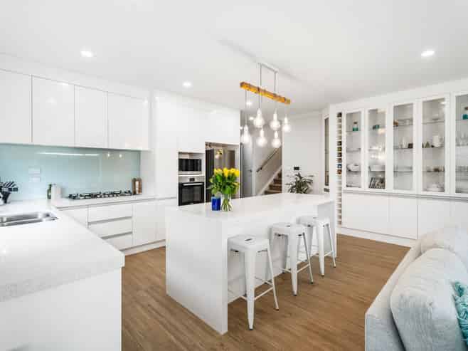 84  Intrepid Crescent, Beachlands