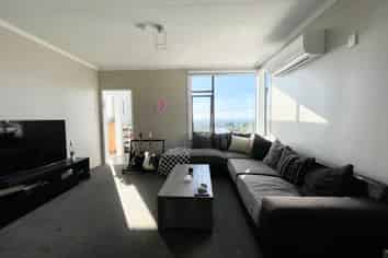 34 Theodore Street, Bluff