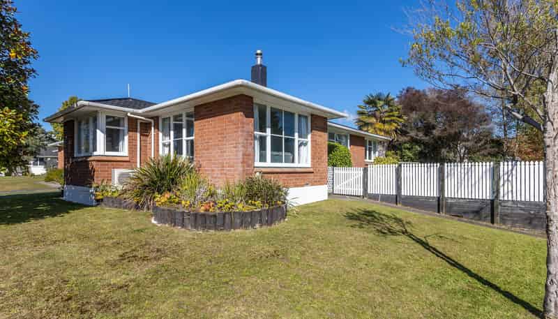 1 Parekarangi Grove, TURANGI