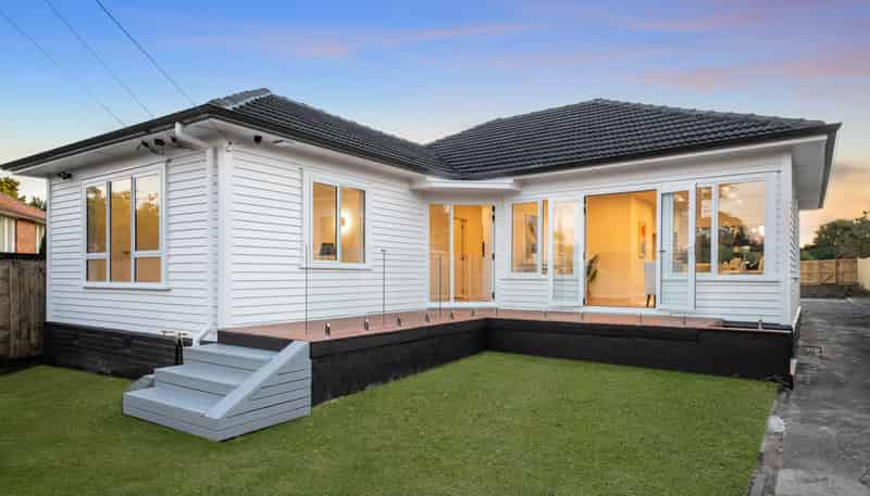 19 Lorraine Avenue, Mount Albert