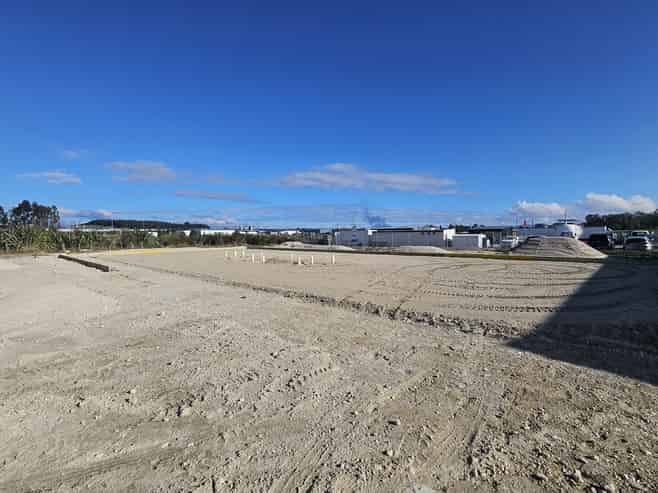 Brand new industrial, Rakaunui Road