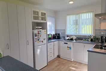 94 Major Drive, Kelson