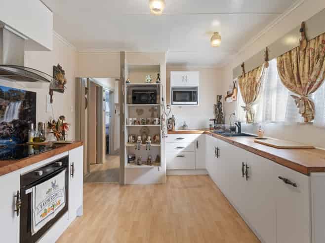 6 Milne Street, Sanson