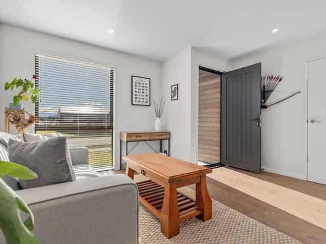 97 Burdon Loop, Lake Hawea