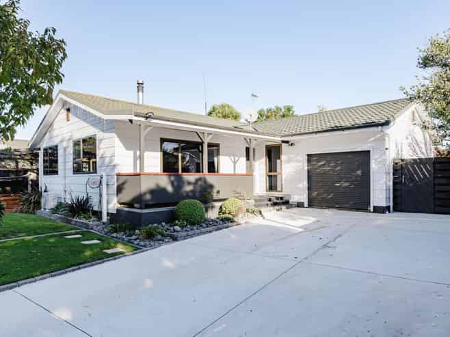 3 Ryan Crescent, Greenmeadows