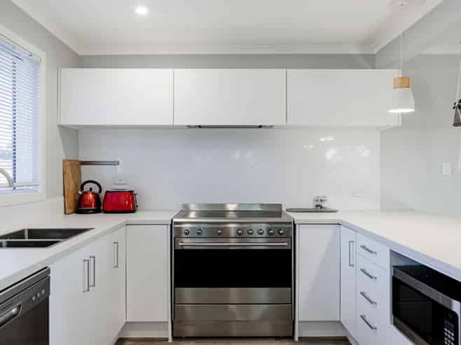 3 Ryan Crescent, Greenmeadows