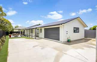 13A Albert Road, Kelston