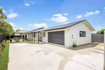 13A Albert Road, Kelston