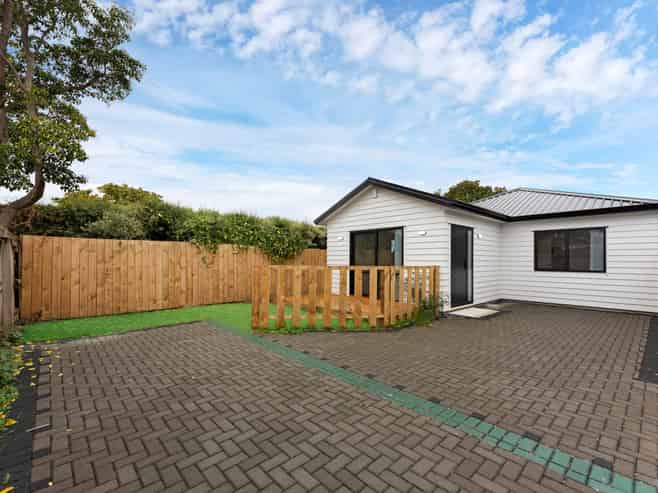 37D Clarkson Crescent, Otara