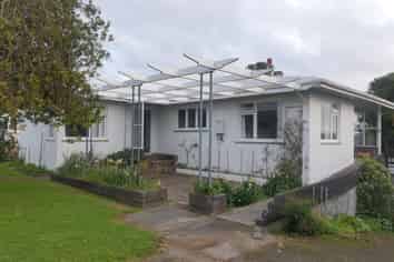 22A Baring Tce, Strandon