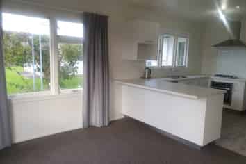 22A Baring Tce, Strandon