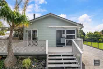 10 Leatham Crescent, Opaheke