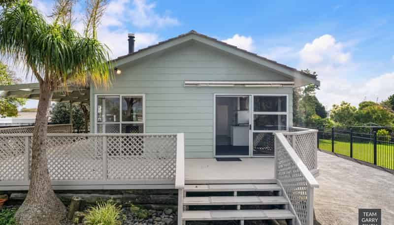 10 Leatham Crescent, Opaheke