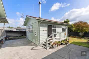 10 Leatham Crescent, Opaheke