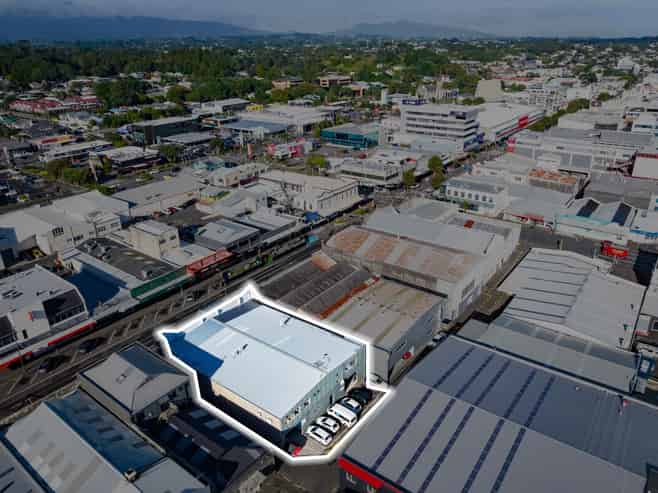 Entrenched National Tenant / Functional Investment