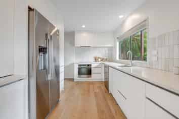 28 Barbados Drive, Unsworth Heights