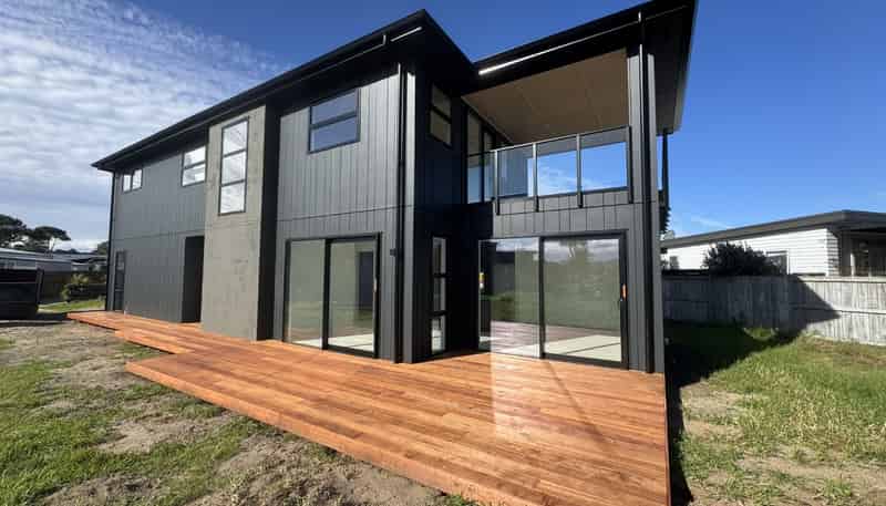 129 Kelly Jade Avenue, Matarangi