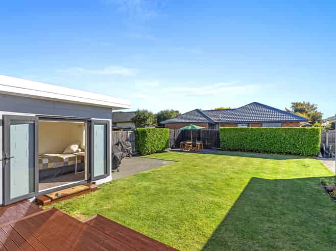 16 Harris Crescent, Papanui