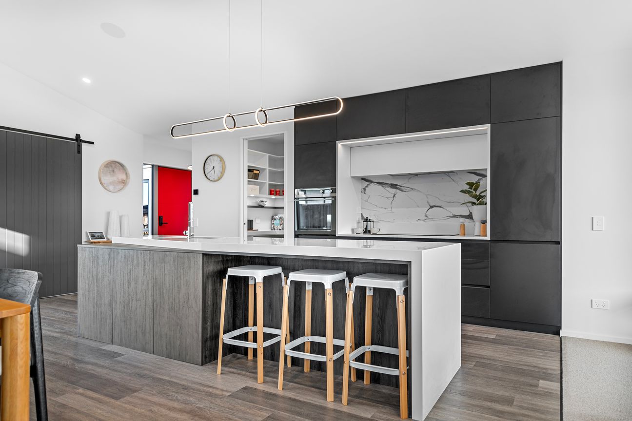 Award Winning Jennian Display Home For Sale - Widok 5