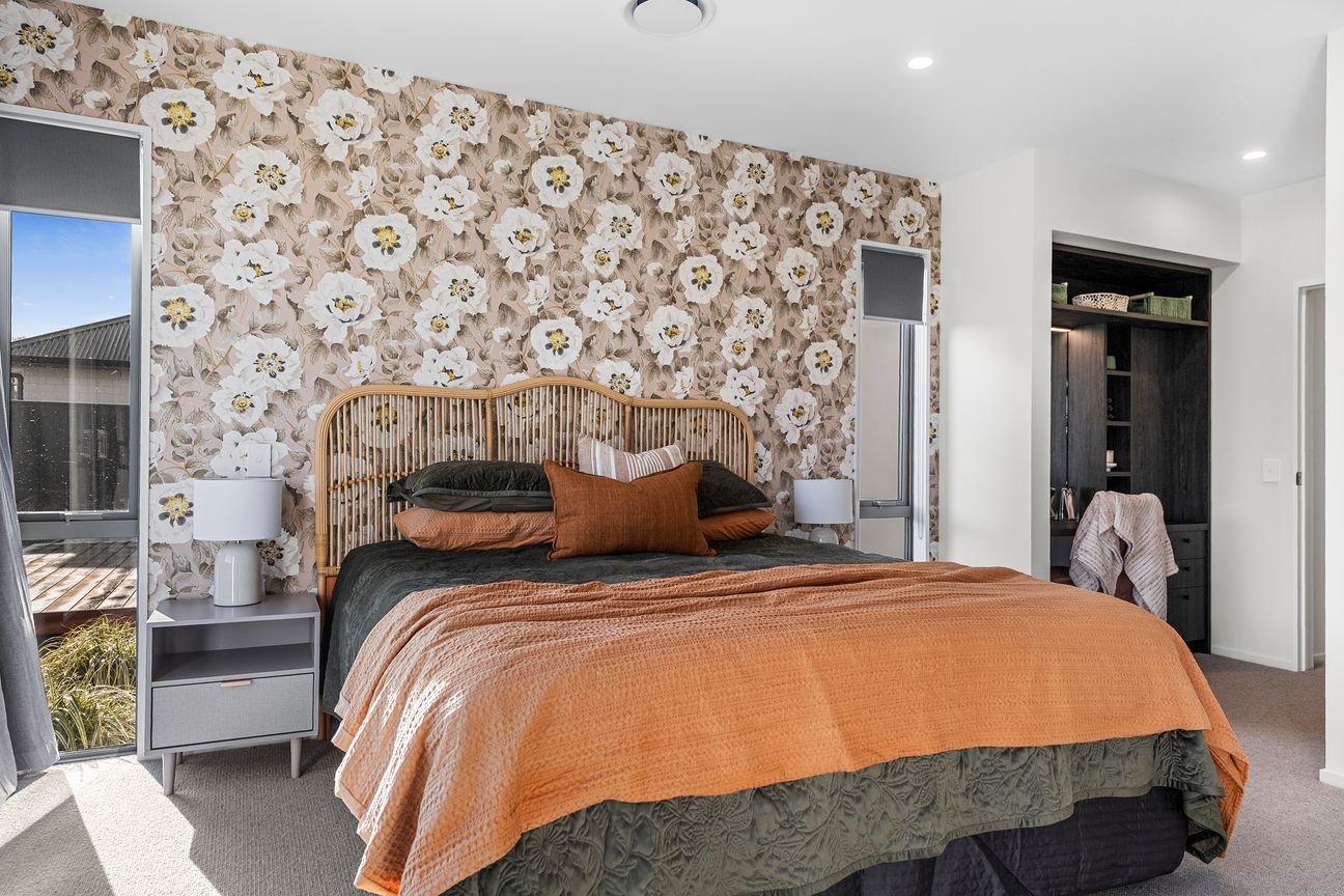 Award Winning Jennian Display Home For Sale - Widok 2