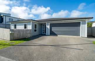 5 Belize Grove, Grenada Village