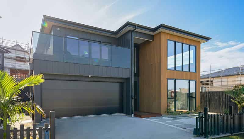 20 Streamview Way, Long Bay