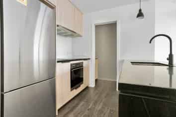 104/8 Kingsland Terrace, Kingsland