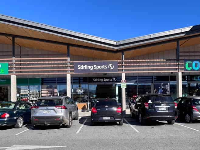 Five Mile Centre - Excellent Profile