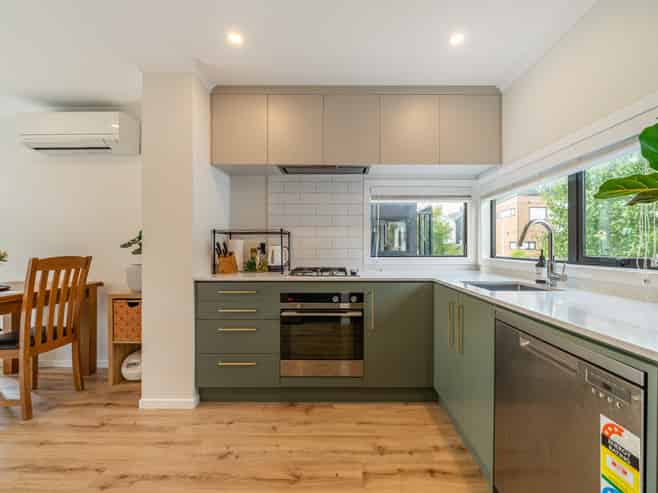 15 Raeble Walkington Lane, Wallaceville