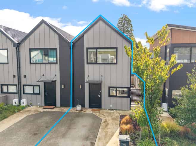 15 Raeble Walkington Lane, Wallaceville