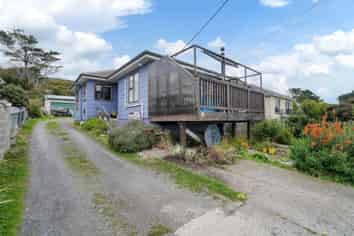 38 Pearce Street, Bluff