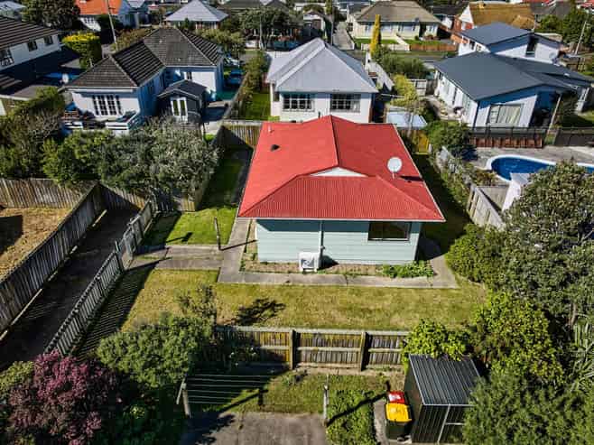 126B Waiwhetu Road, Waterloo