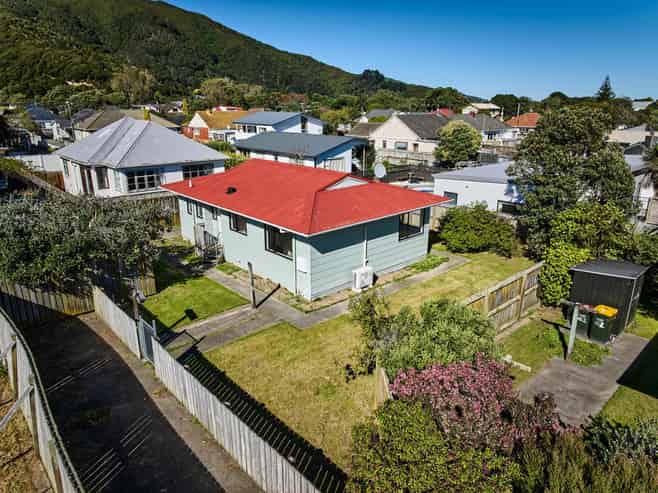 126B Waiwhetu Road, Waterloo