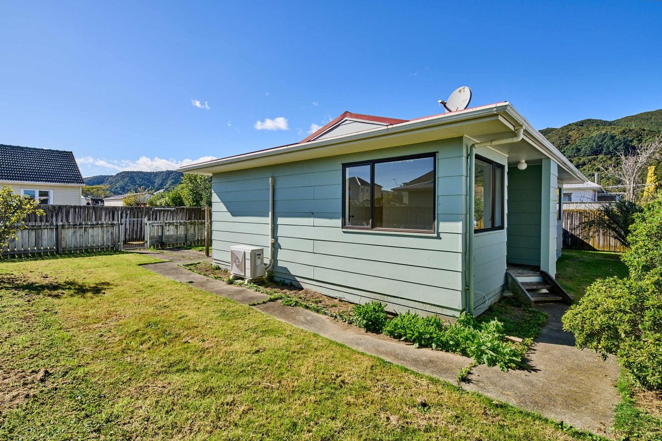 under offer - Smart buying on Waiwhetu road - Vista 4