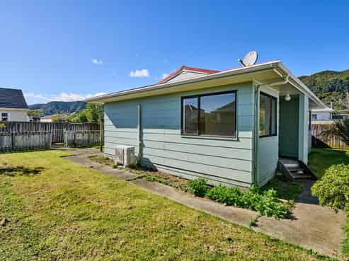 126B Waiwhetu Road, Waterloo