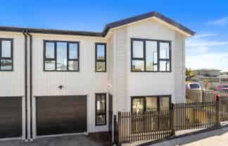 45A&B Commodore Drive, Lynfield