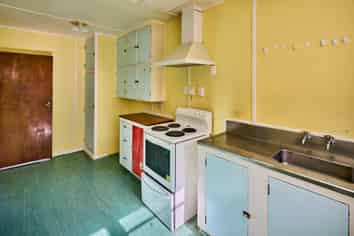 4 Reuben Grove, Naenae