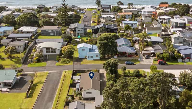 10 Hillview Road, Waihi Beach
