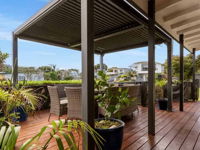 10 Hillview Road, Waihi Beach