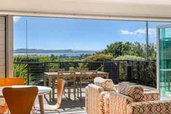 93 Wade River Road, Stanmore Bay