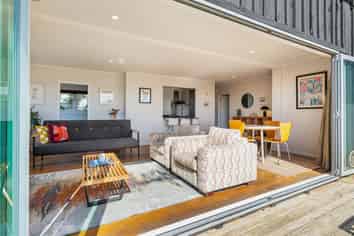 93 Wade River Road, Stanmore Bay