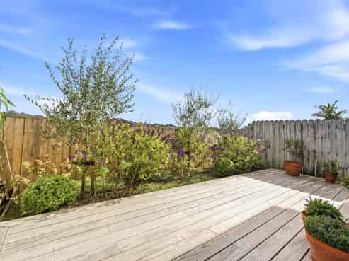 21/22 Northcross drive, Oteha