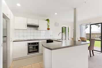 10 Blumhardt Place, Avondale