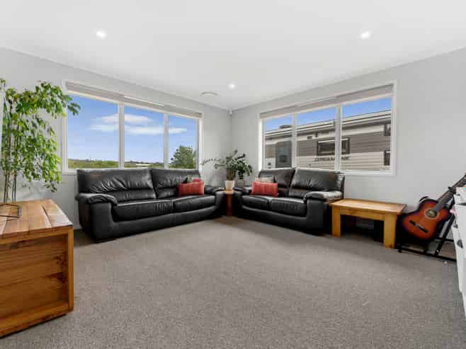 144 Eighth View Avenue, Beachlands