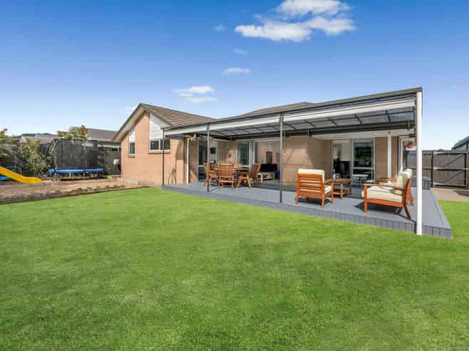 144 Eighth View Avenue, Beachlands