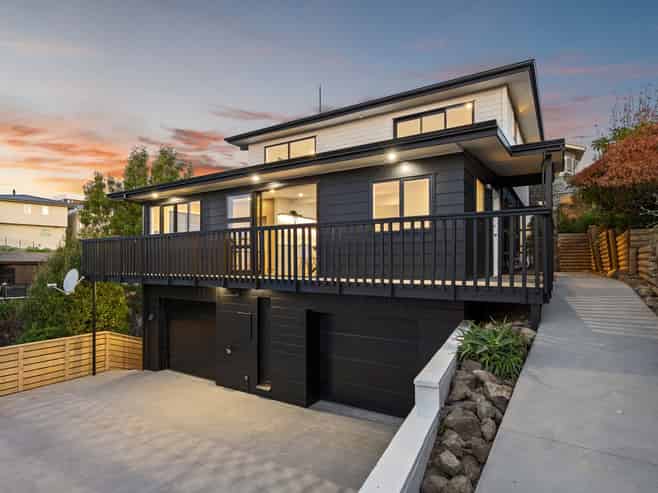 167 Soleares Avenue, Mount Pleasant